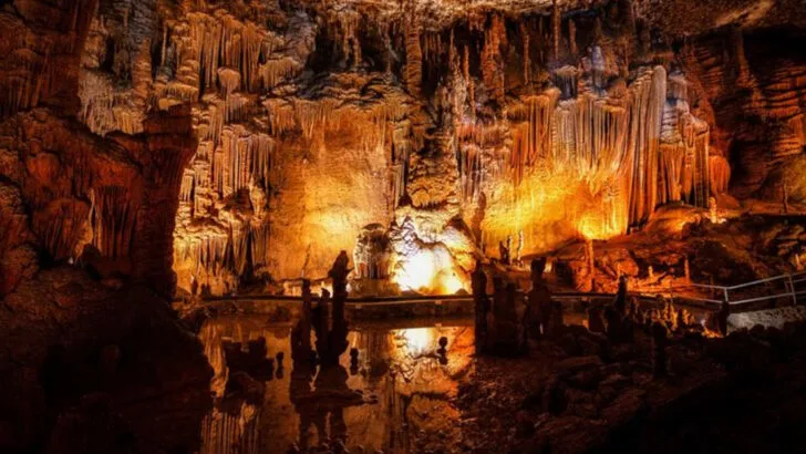 18 Arkansas Vacation Spots That Deserve a Place on Your Travel List