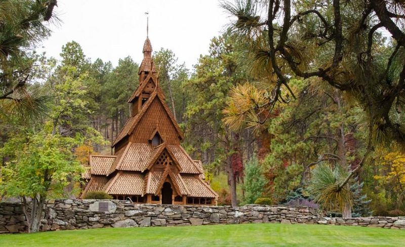 Chapel in the Hills
