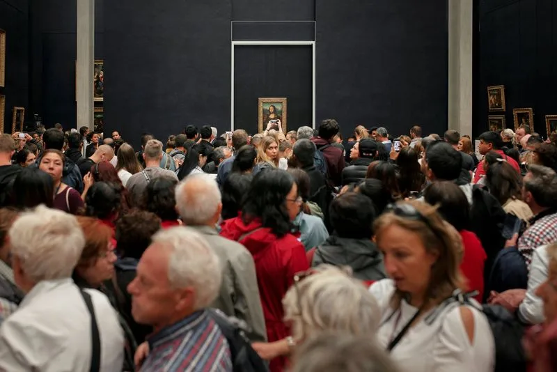 Mona Lisa at the Louvre