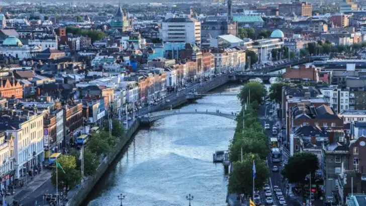 22 Unforgettable Destinations for Women Ready to Travel Solo