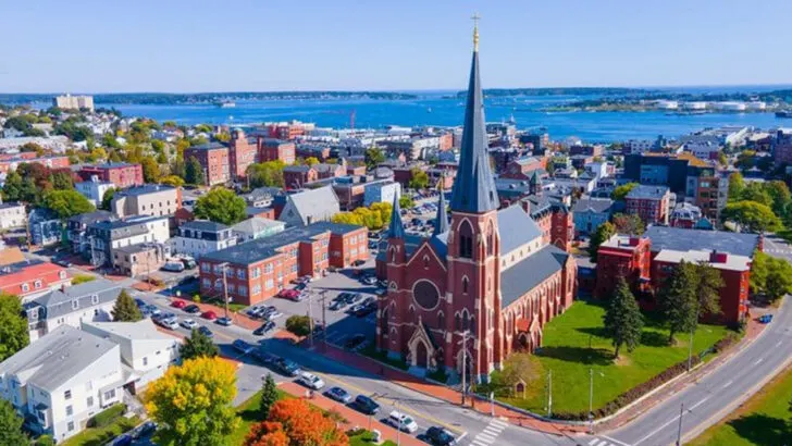 5 overhyped New England spots and 10 worth the trip