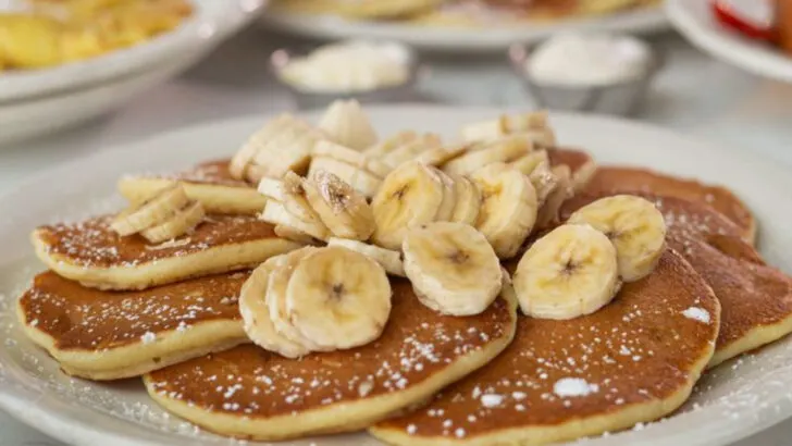 7 Indiana Breakfast Spots That Beat the Chains Without Trying