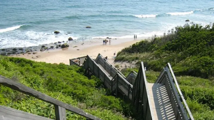 8 Peaceful Northeast Beach Towns Worth Visiting (and 4 That May Disappoint)