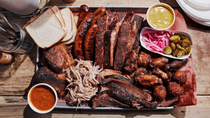 9 Gas Station Restaurants Across the U.S. That Are Shockingly Delicious