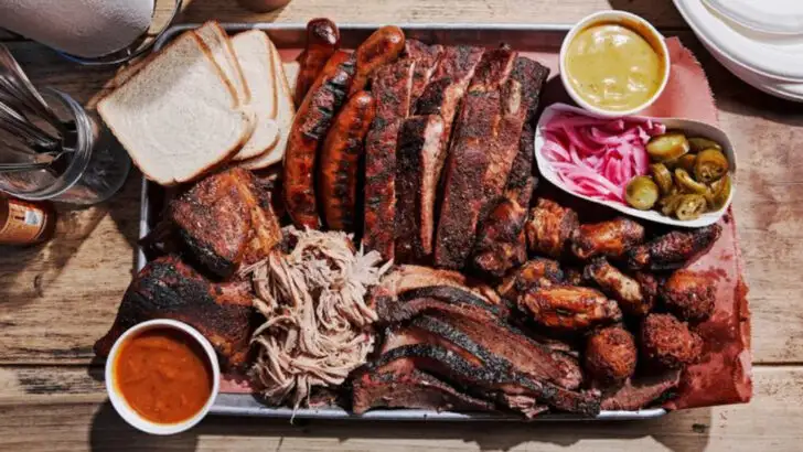 9 Gas Station Restaurants Across the U.S. That Are Shockingly Delicious