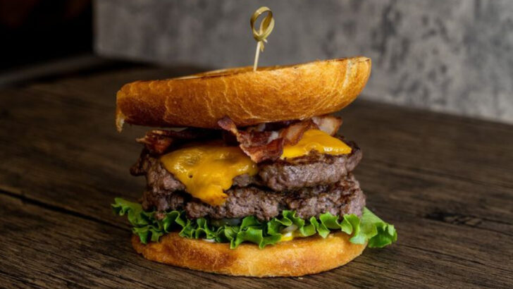 9 Oregon Chains That Serve Better Burgers Than the Big West Coast Names