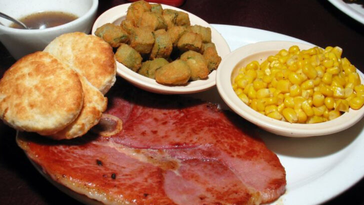 9 Small-Town Tennessee Restaurants That Are Big on Flavor