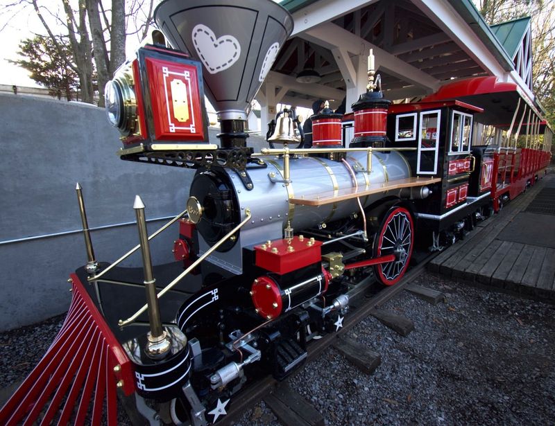 Ride the Garden Train at Memphis Botanic Garden
