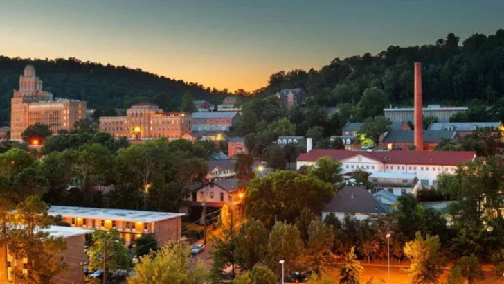 After Visiting 30 National Parks, This Is the One I Keep Talking About (12 things about Hot Springs National Park)