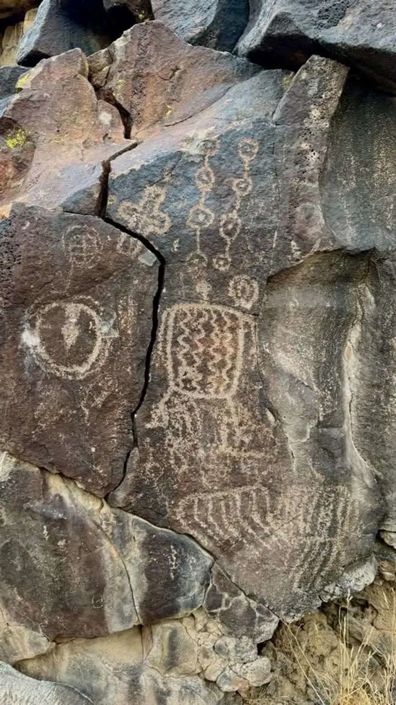 Petroglyphs: Ancient Messages