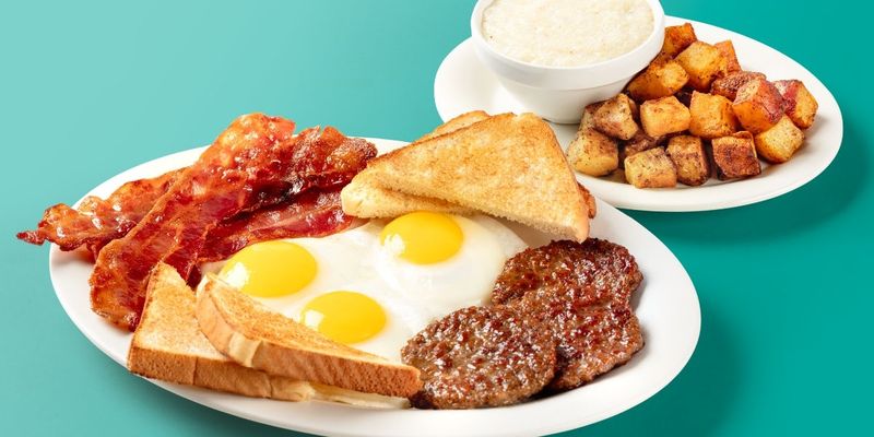 Eggs Up Grill
