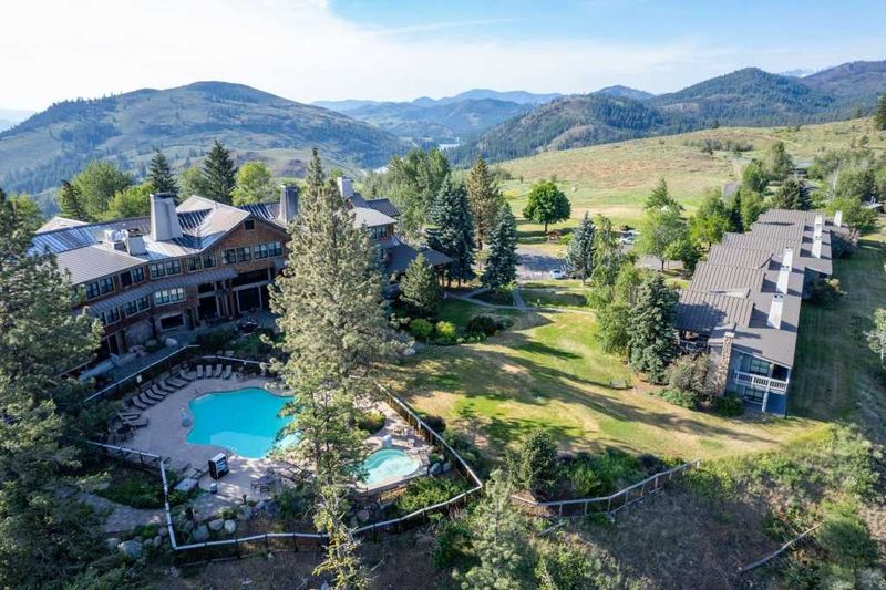 Sun Mountain Lodge – Winthrop/Twisp area