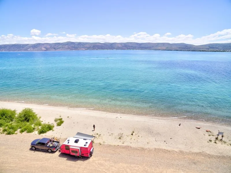 Soft Sandy Beaches You Won’t Believe Exist in Utah