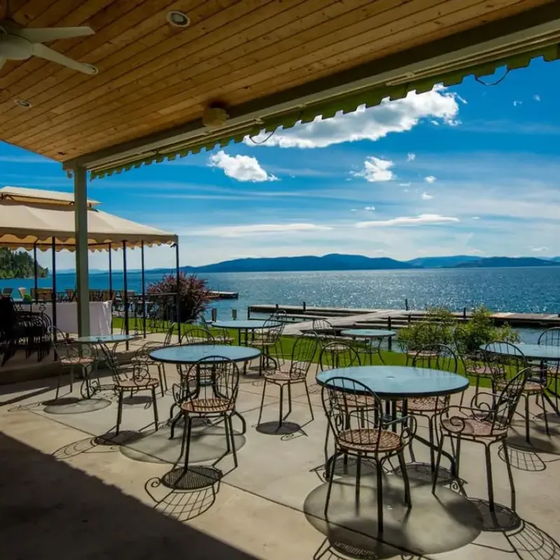 Lakeside Eateries