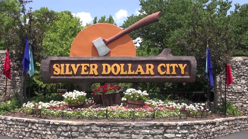 Silver Dollar City (Branson, MO)