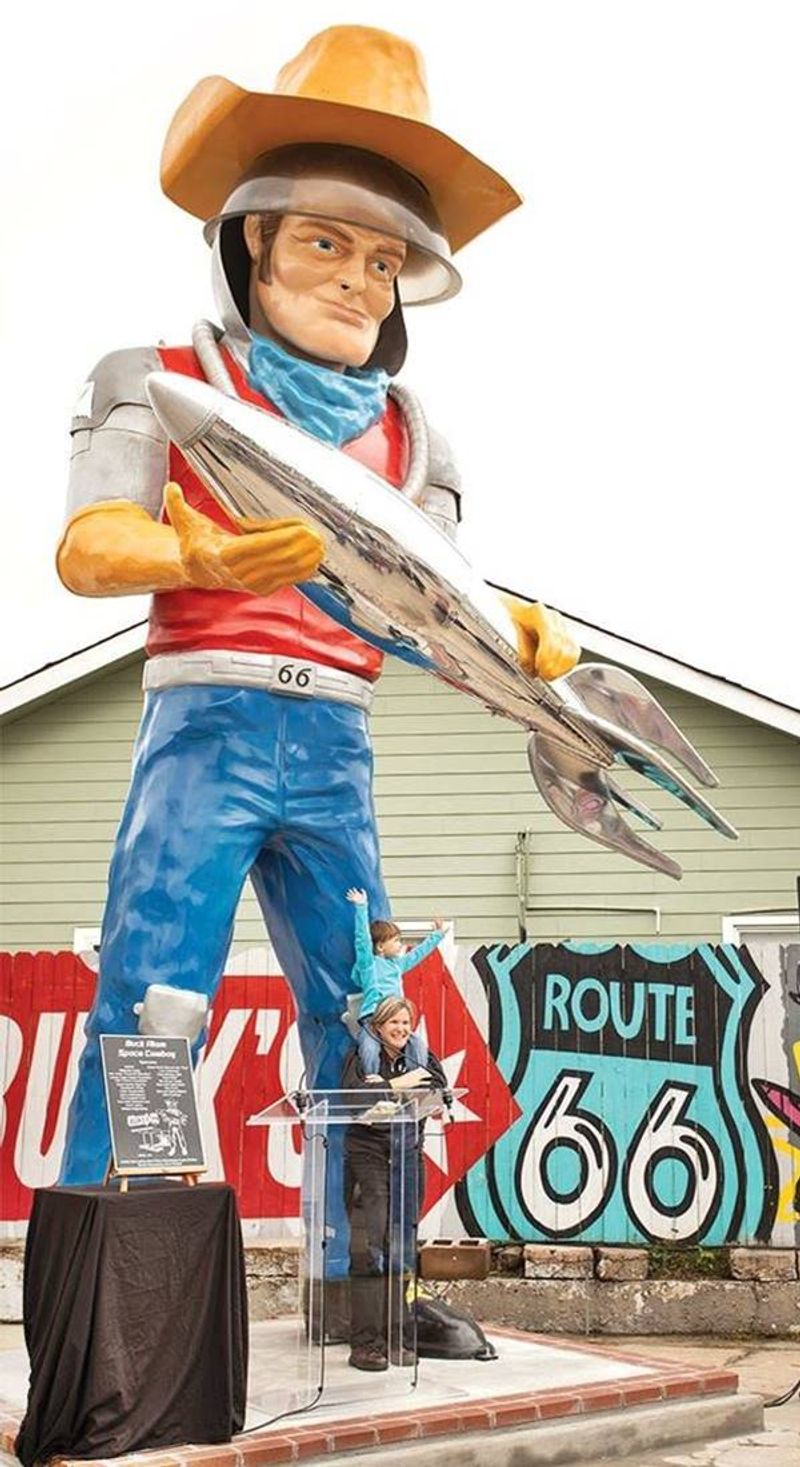 Muffler Men Statues