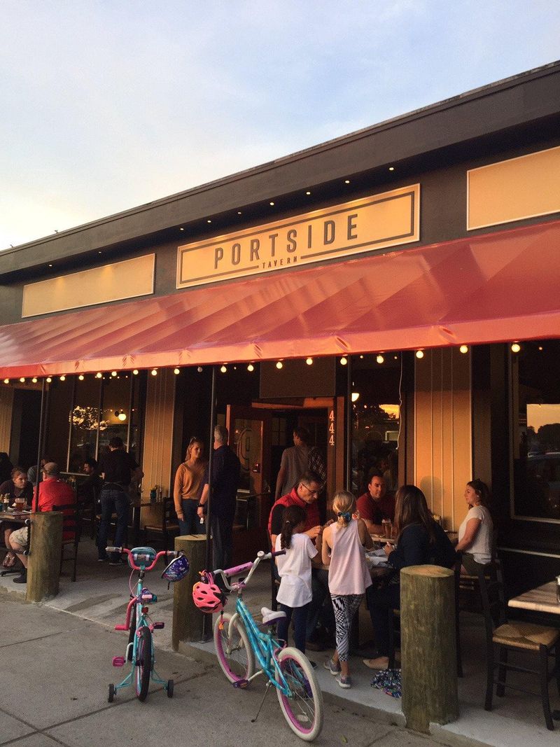 Redlefsen’s Rotisserie & Grill (Bristol, Rhode Island)