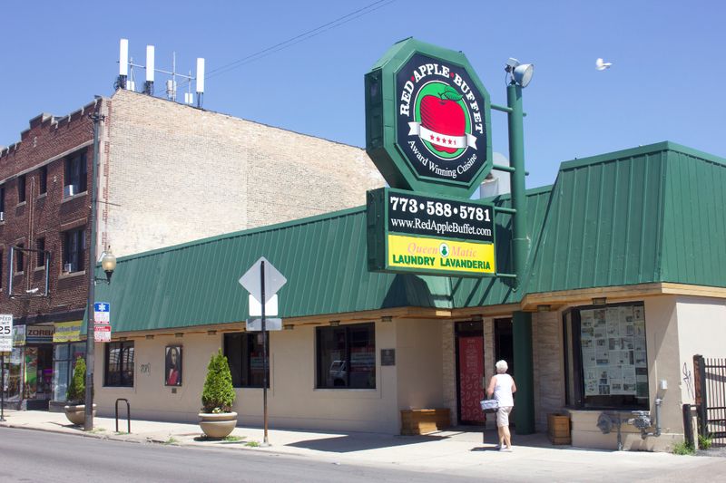 Red Apple Buffet – Chicago, IL