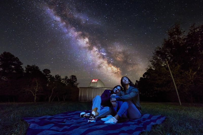 Golden Pond Planetarium: Celestial Wonders Await