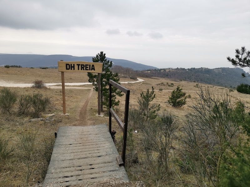 Hiking the Treia Countryside