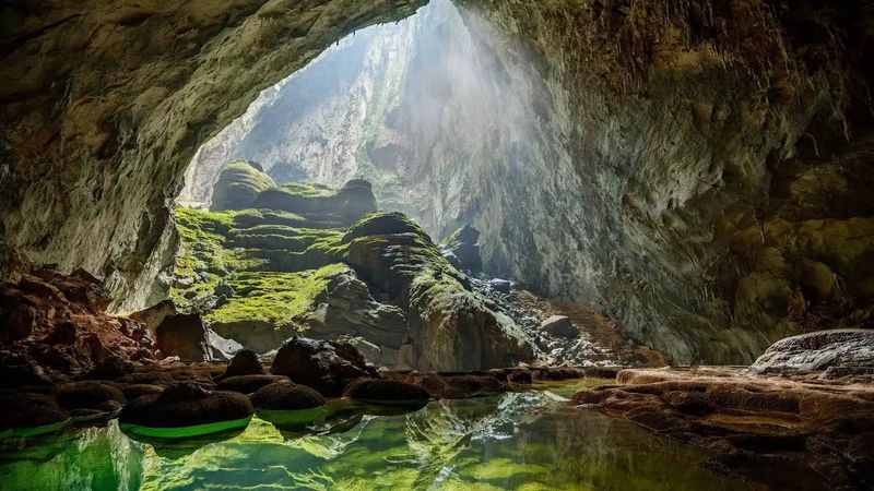 Cave of the Ghost, Vietnam