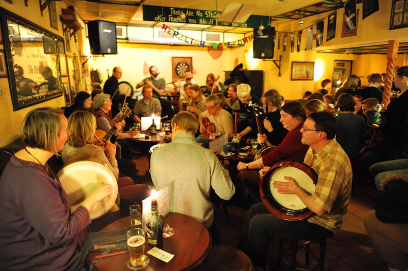 Live Irish Music in Cozy Pubs (Yes, Kids Are Welcome!)