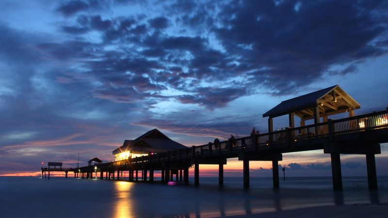 Pier 60