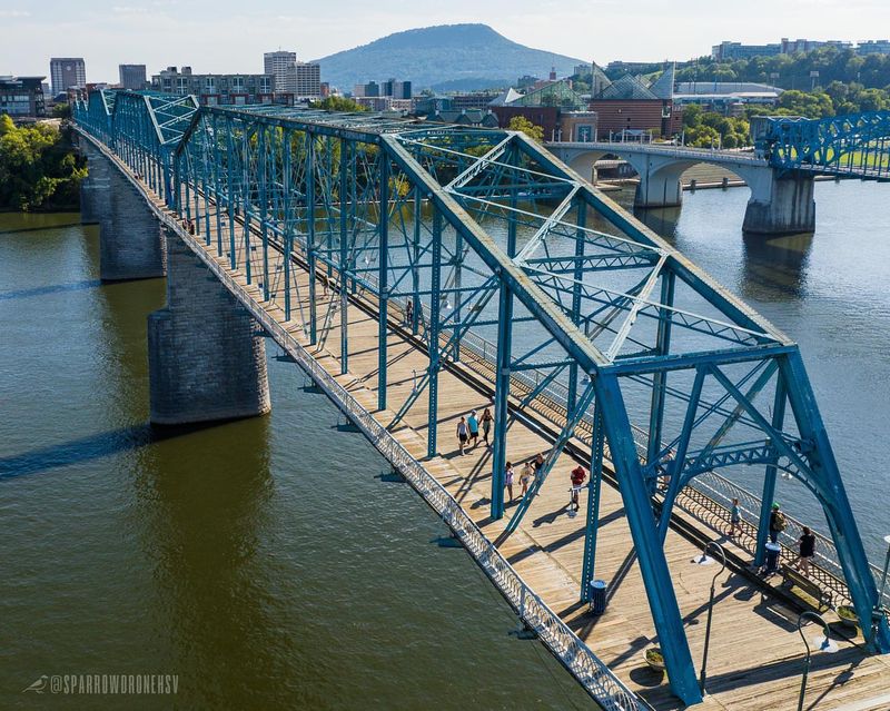 Walnut Street Bridge