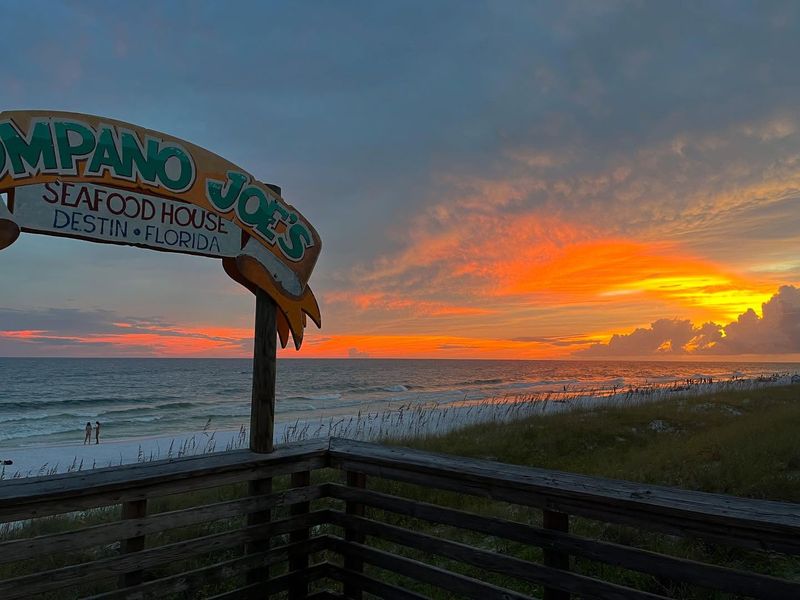 Pompano Joe’s – Destin