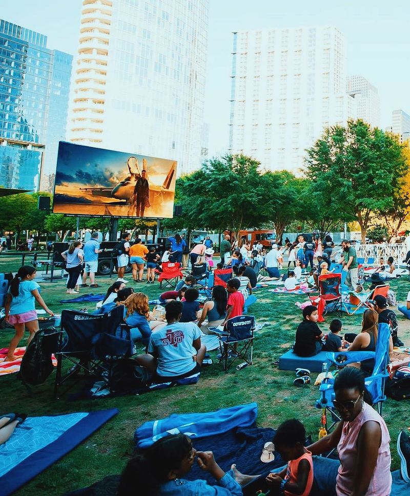 Klyde Warren Park