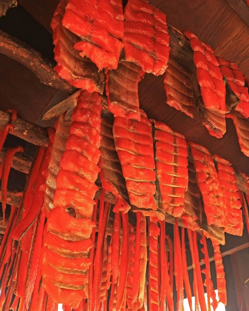Willow and Alder in Traditional Smokehouses