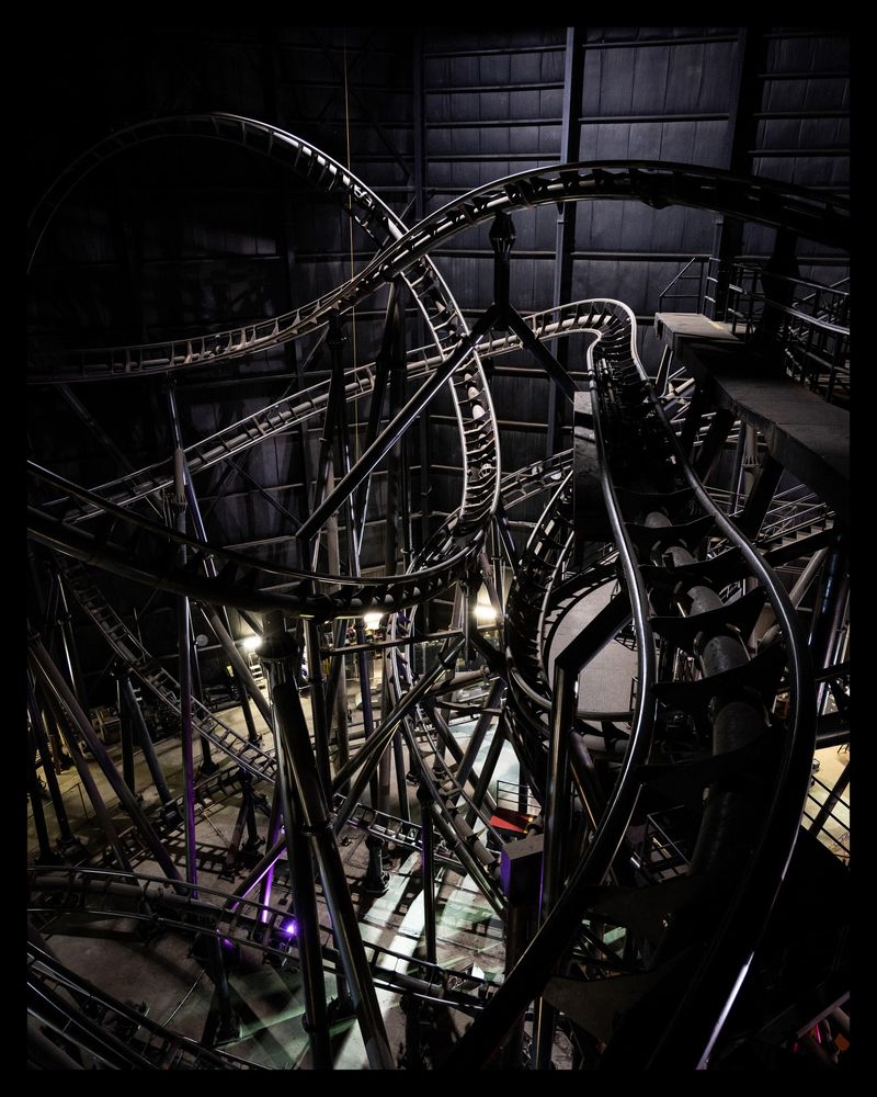 Flight of Fear's Darkened Entry