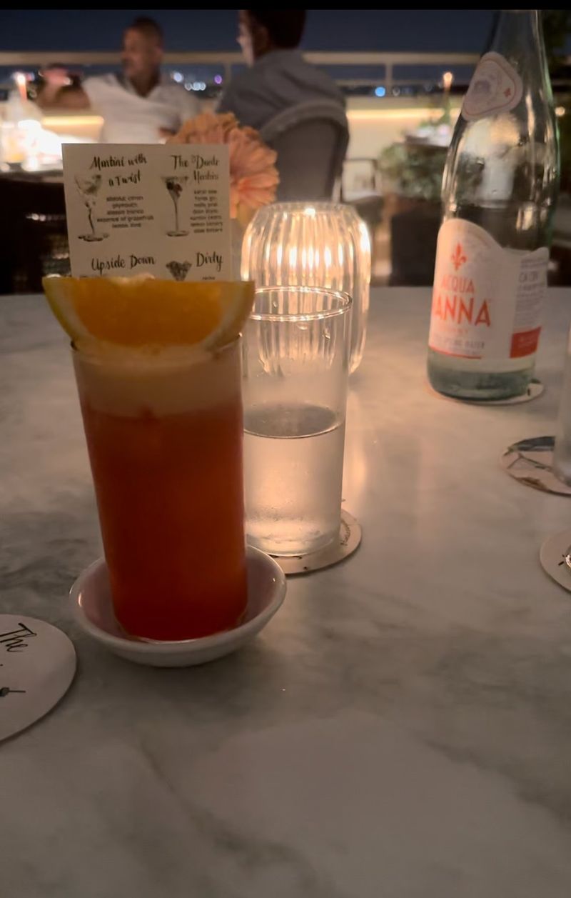 Cocktail Evening at The Beverly