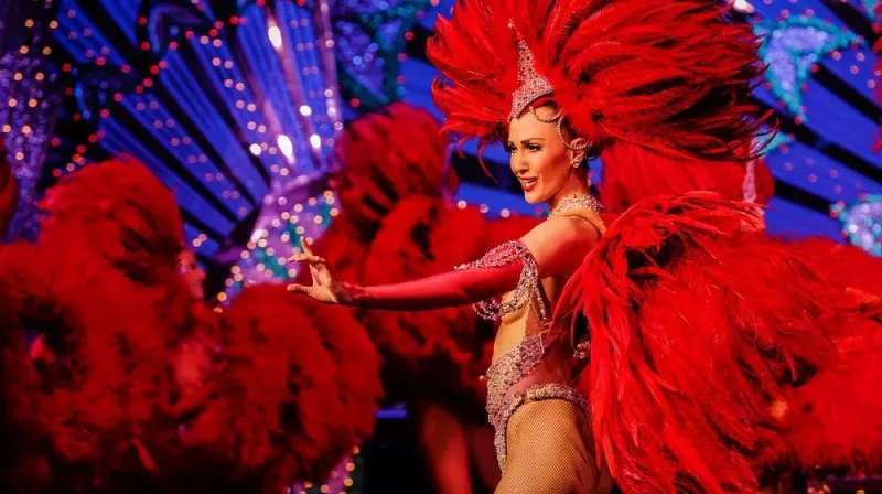 Catch a Cabaret Show at the Moulin Rouge