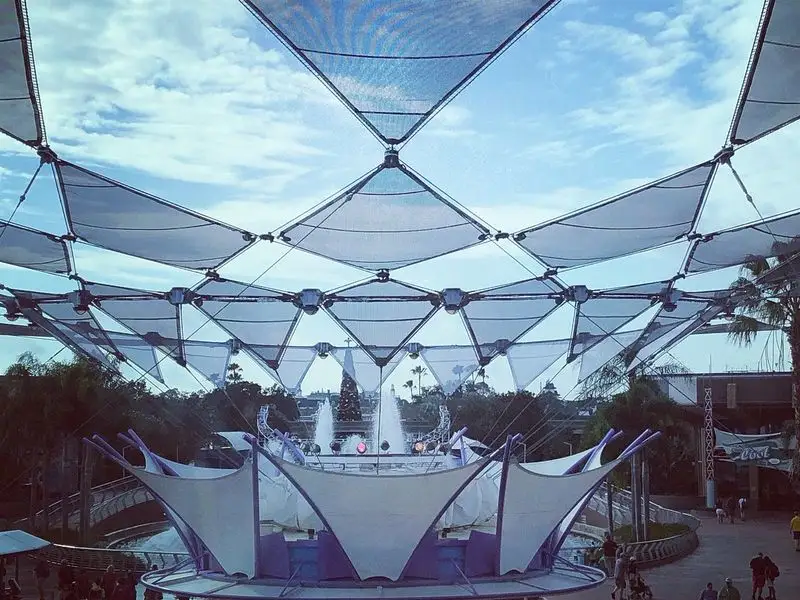 The UnDISCOVERed Future World (EPCOT – currently on hiatus)