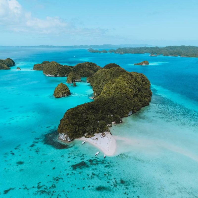 Kayak the maze-like Rock Islands