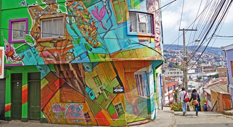 Exploring Valparaíso's Street Art