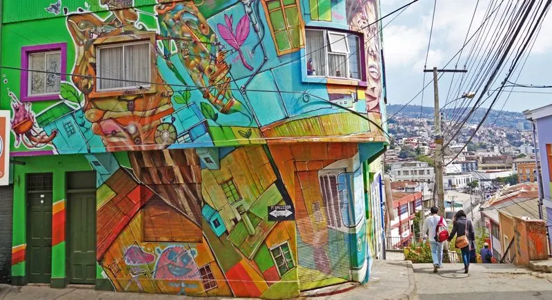 Exploring Valparaíso's Street Art