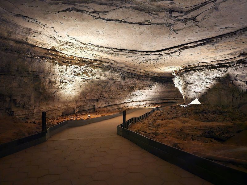 Gigantic Chambers Like the Rotunda and Grand Avenue