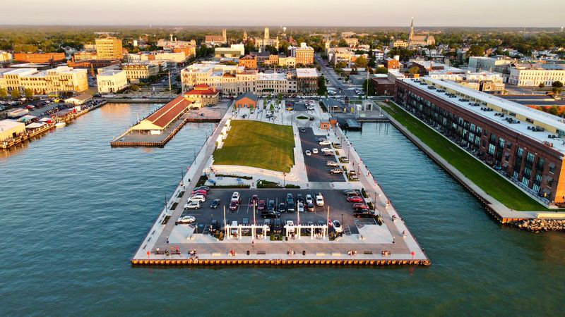 Sandusky, Ohio (Lake Erie)