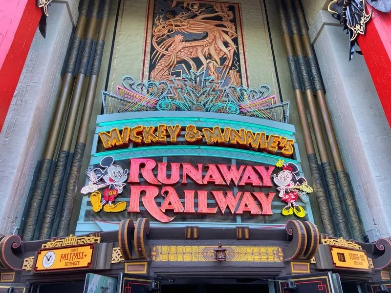 Mickey & Minnie’s Runaway Railway (Hollywood Studios)