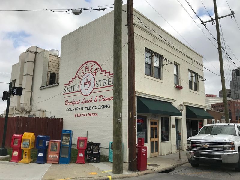 Smith Street Diner – Greensboro
