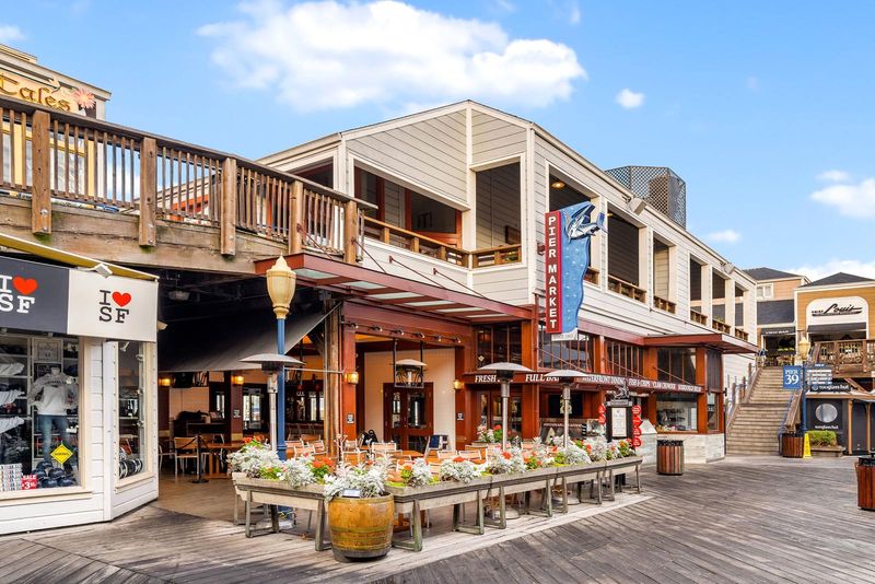 Pier Market Seafood Restaurant (Fisherman’s Wharf)