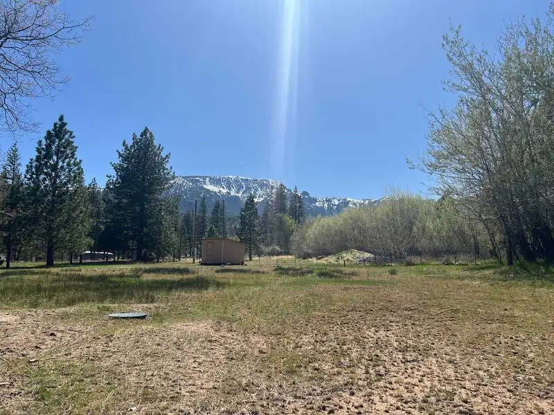 Hidden Coves and Campgrounds