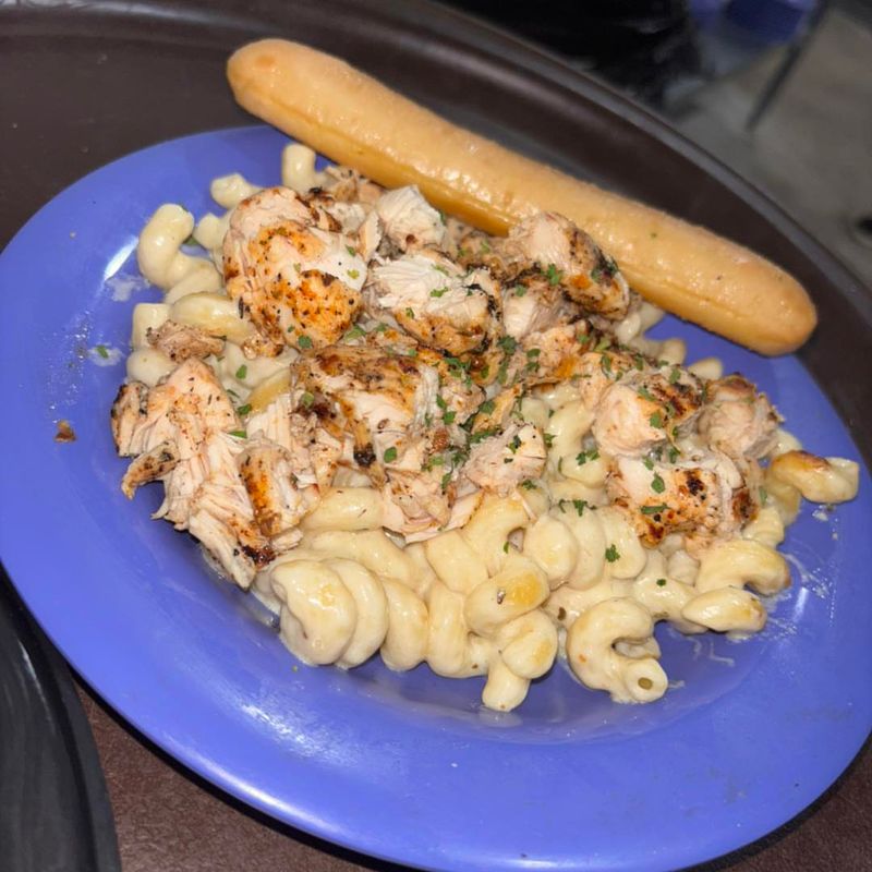 Taste Fresh Seafood at The Saltwater Cowboys