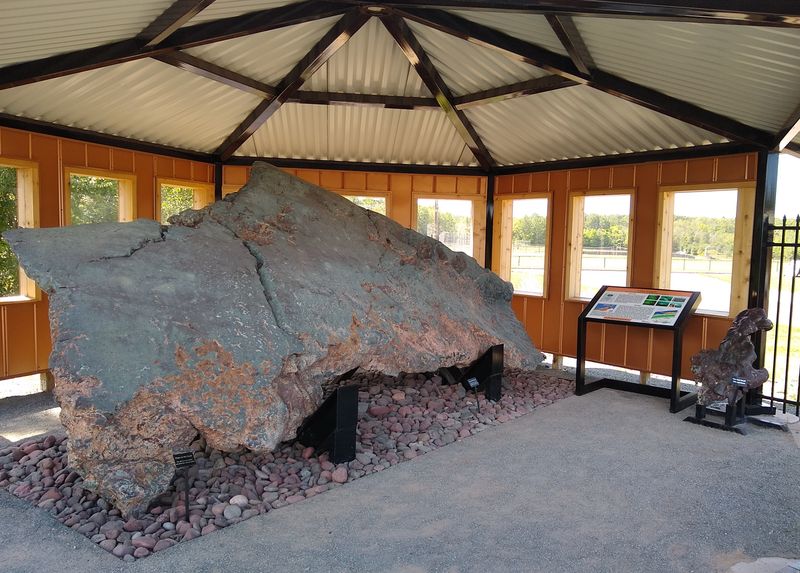 Visit the A.E. Seaman Mineral Museum