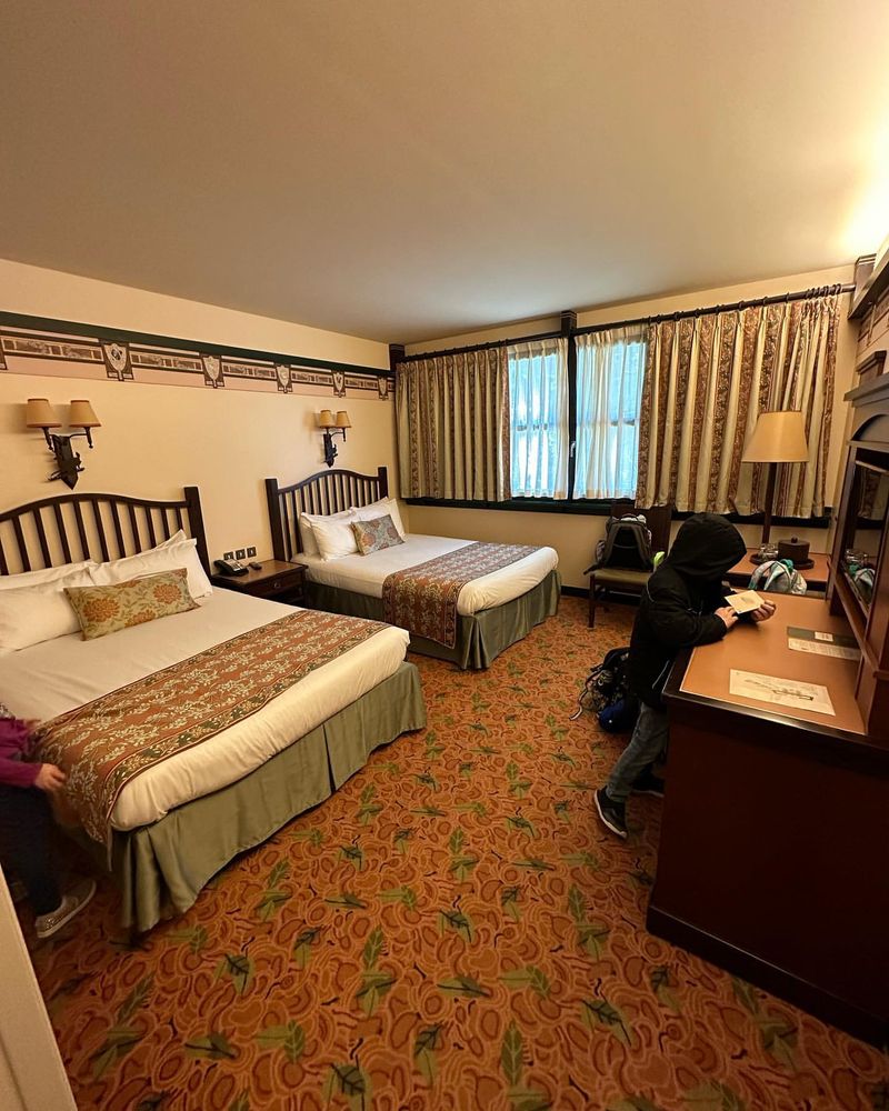 Booking Accommodations Without Reviews