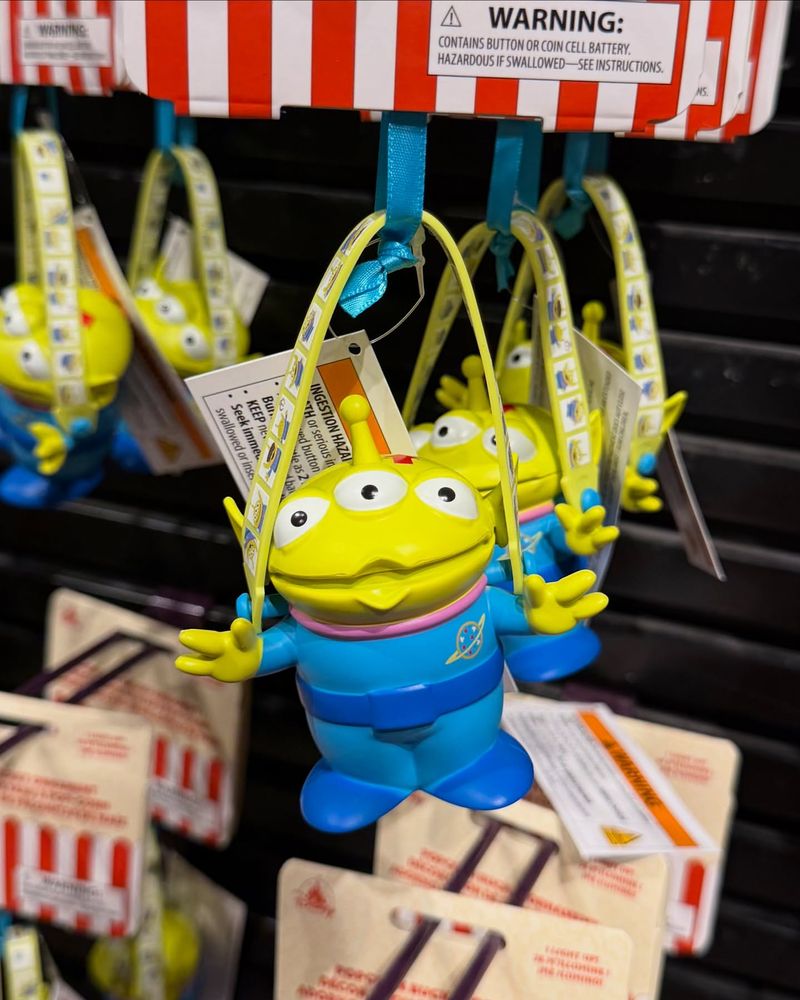 Light-Up Toys at Nighttime Shows