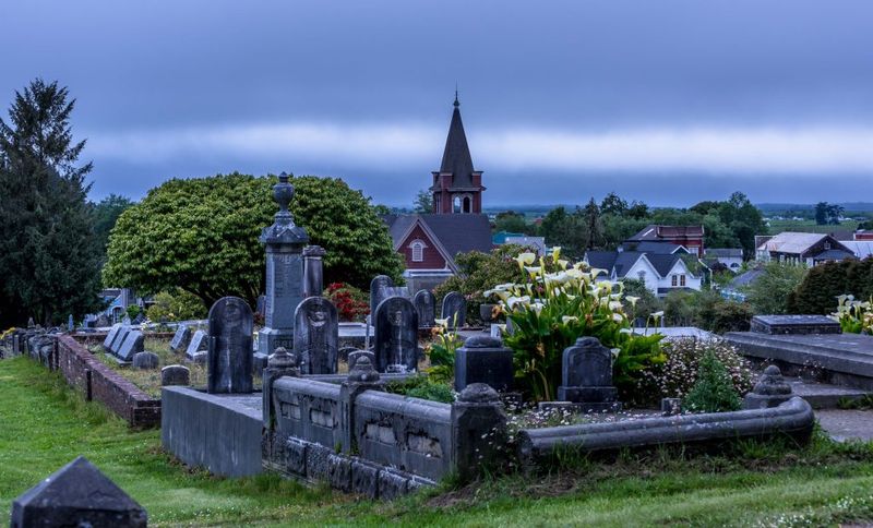 Historic Ferndale Cemetery
