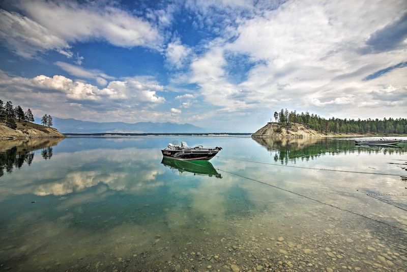 Lake Koocanusa’s Fishing & Boating Paradise